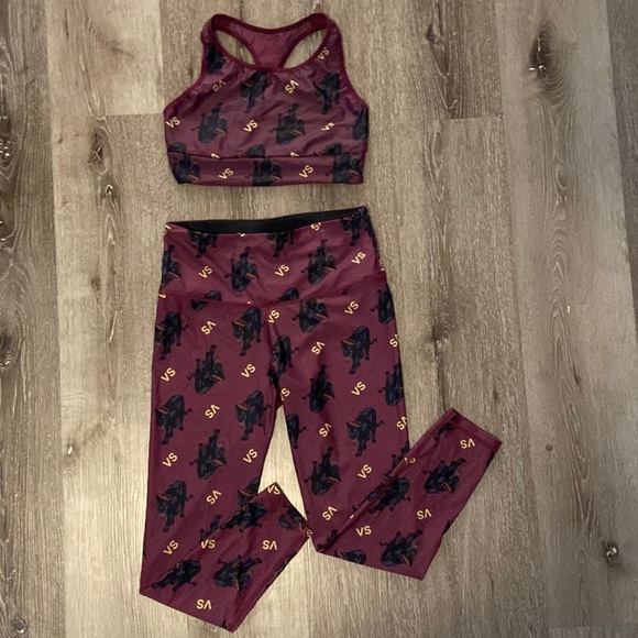 Victoria's Secret Pants - 2 piece Victoria Secret sport set